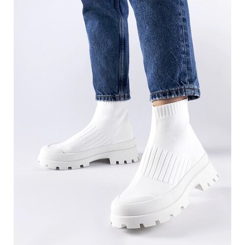D/CEO White trainers Justar Cijene