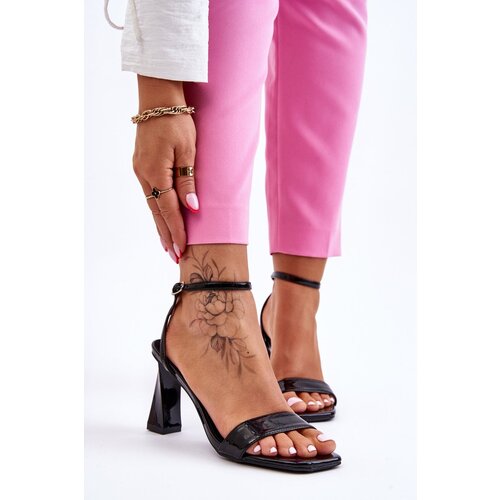 S. BARSKI Patent Heeled Sandals Black Owen Slike