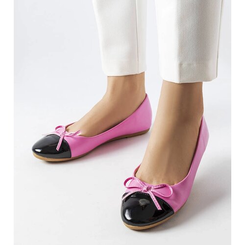 Gemre Pink ballet flats with patent toe Despins Cijene