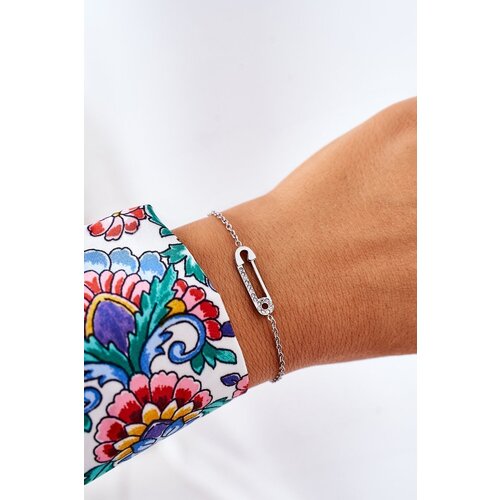 Kesi Bracelet with safety pin with zircons silver Slike