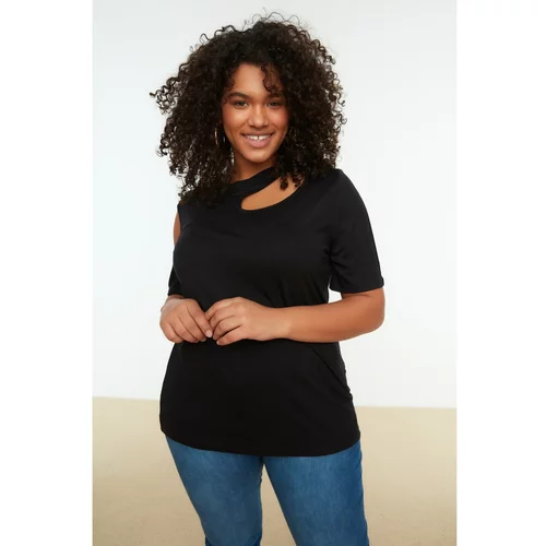 Trendyol Curve Black Crew Neck Cutout Detailed Knitted Blouse
