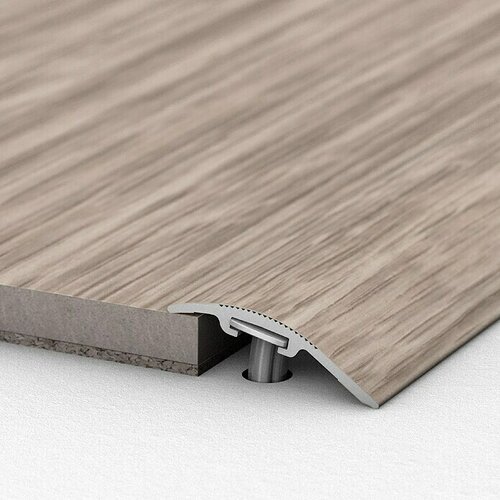LOGOCLIC Prilagoditveni profil 205 (Hrast sive barve, 0,9 m x 37 mm, Vrsta montaže: Vijaki) Cene