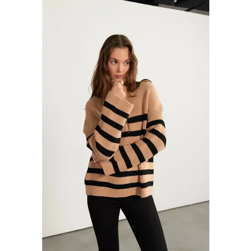 VATKALI Camel Striped Zipper Sweater