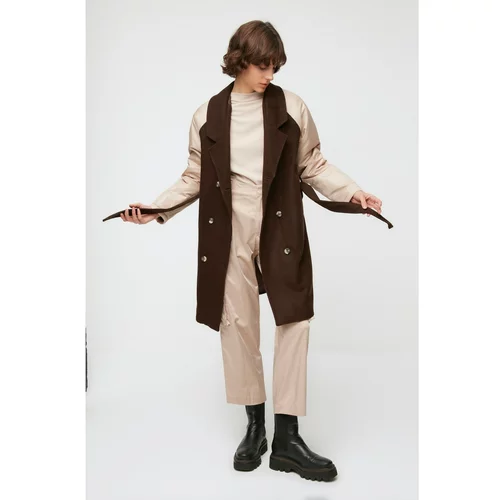 Trendyol Brown Quilted Sleeve Detailed Cachet Coat