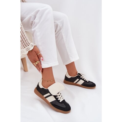 Boto Low Women&amp;#039;s Sneakers With Turned Tongue Black Ardira Slike