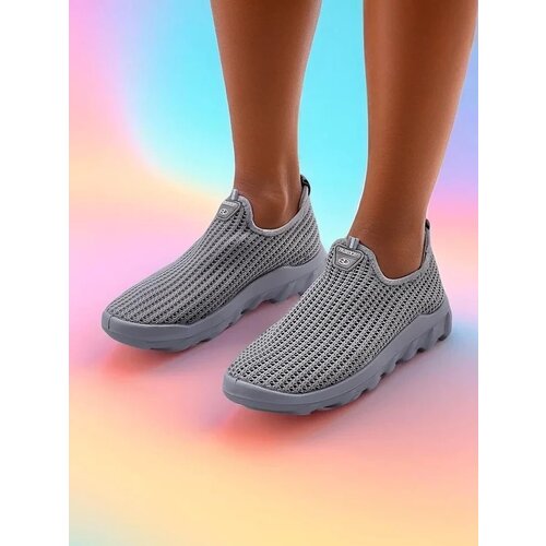 Resti Women's Slip-On Fabric Sports Shoes Erra Cene