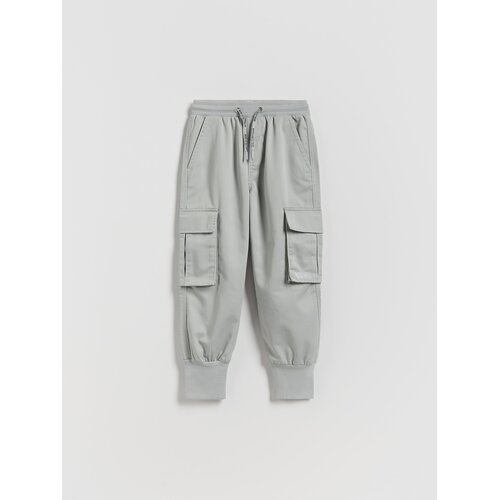 Reserved Jogger hlače s cargo džepovima - svijetlo siva Cijene