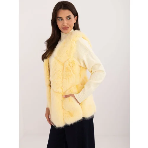 Fashion Hunters Light yellow vest with fur