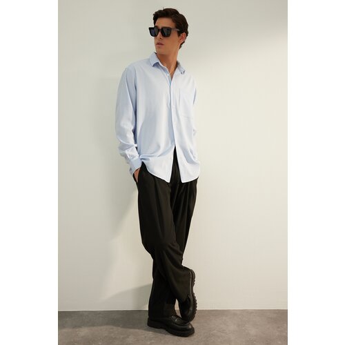 Trendyol Limited Edition Blue Men&amp;#039;s Oversize Fit Striped Crinkle Shirt. Slike