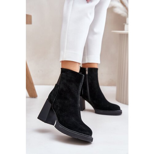 Kesi Suede ankle boots on heel insulated with D&amp;amp;A black Slike
