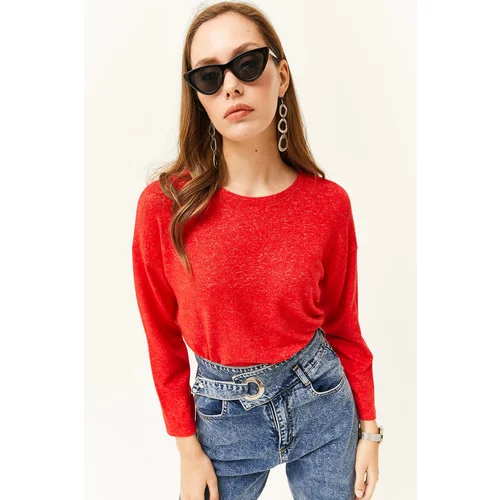 Olalook Women's Pomegranate Blossom Crew Neck Bat Soft Textured Blouse