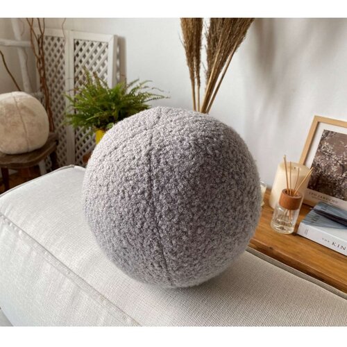 Mioli Decor Ukrasni jastuk od boucle tkanine &amp;oslash; 25 cm Top &amp;ndash; Slike