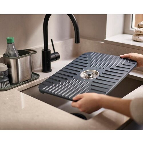 Joseph Joseph Protizdrsna podloga za korito 30x40 cm SinkShield &amp;ndash; Slike