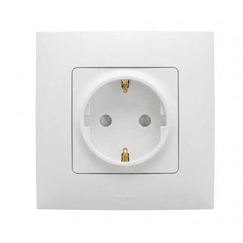 Legrand kućna utičnica schuko 250V/16A sa okvirom niloe bela Slike