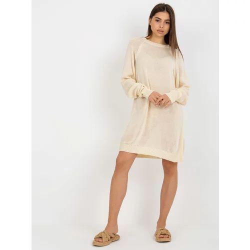Fashion Hunters Light beige oversize knitted dress with long sleeves