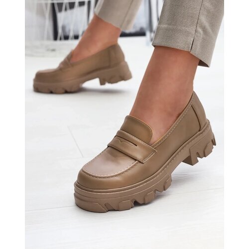 Resti Women's light brown moccasins on a solid sole Desika - Footwear Cene