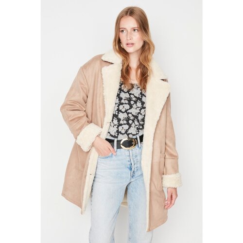Trendyol Camel Wide Cut Oversize Plush Detailed Suede Coat Slike