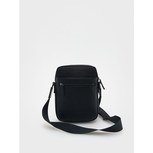 Reserved torbica crossbody - črna Slike
