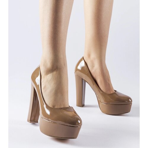 Gemre Brown patent block heel pumps Lamezia Cene