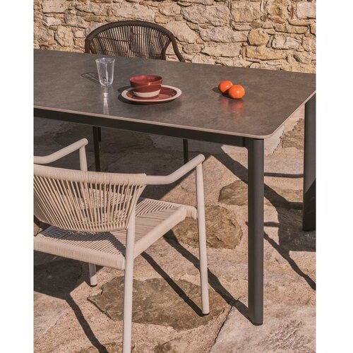 Kave Home Bordo rdeč keramičen krožnik &amp;oslash; 25 cm Doren &amp;ndash; Slike
