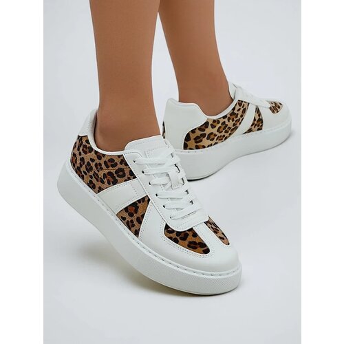 Resti Women's sporty sneakers with leopard print Big Cat Cene
