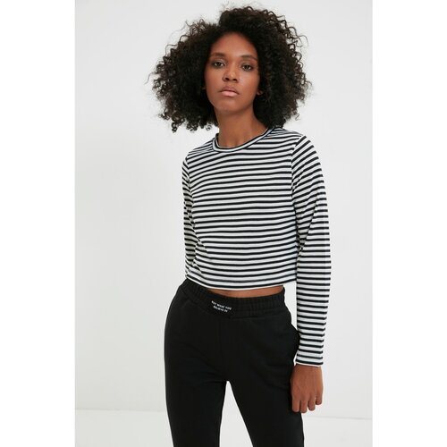 Trendyol Black Recycle Crop Striped Knitted T-Shirt Slike
