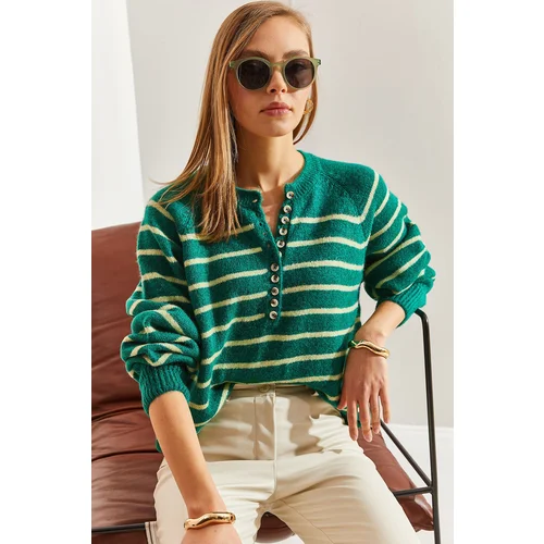 Bianco Lucci Women's Buttoned Collar Turtleneck Striped Knitwear Sweater