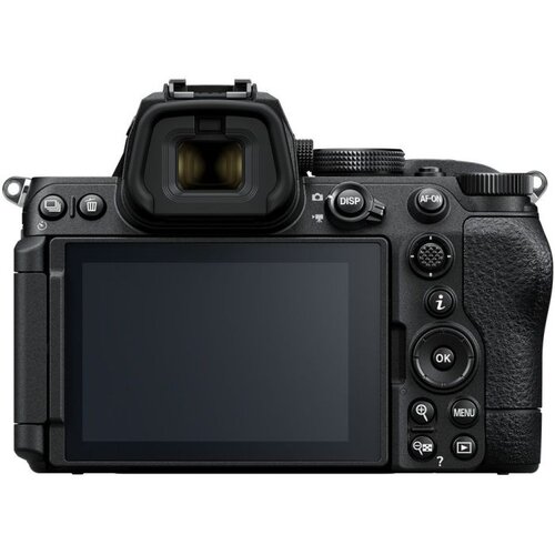 Nikon Z5 II + 28 &amp;ndash; 75mm f/2.8 Slike