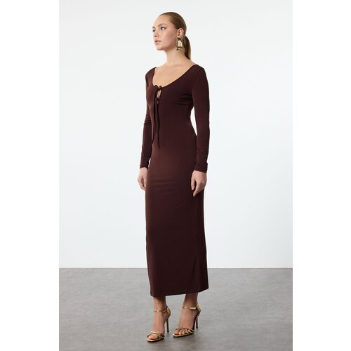 Trendyol Brown Body-Sit Knitted Long Dress with Tie Detail at Chest Cene