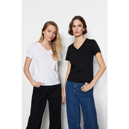 Trendyol T-Shirt - Black - Regular fit Slike