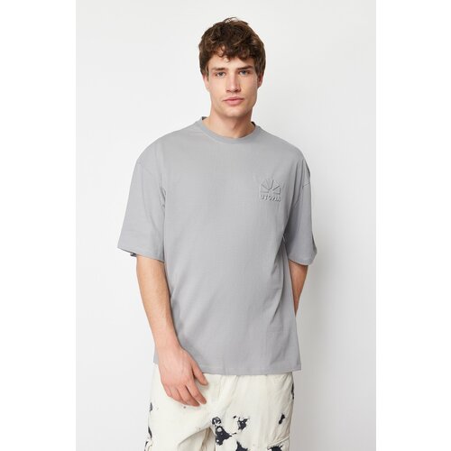 Trendyol men's gray oversize relief printed 100% cotton t-shirt Slike