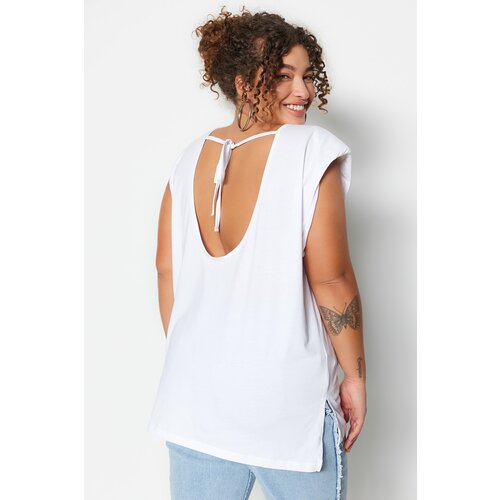 Trendyol Curve Plus Size T-Shirt - White - Relaxed fit Slike