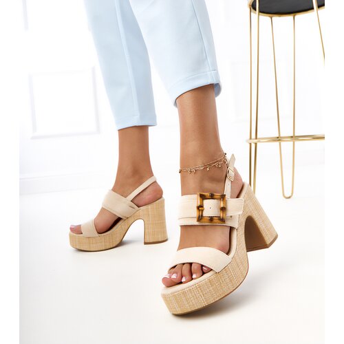 D/CEO Brown block-heeled sandals decorated with a buckle Elevira Slike