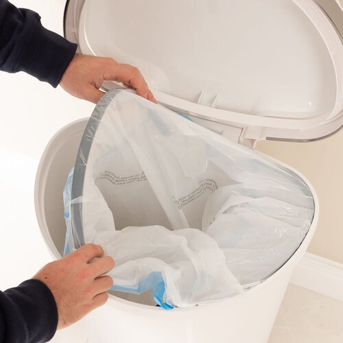 Addis Bijela plastična kanta za smeće s pedalom 50 l &amp;ndash; Slike