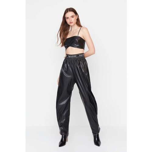 Trendyol x sagaza studio black elastic detailed faux leather trousers Slike