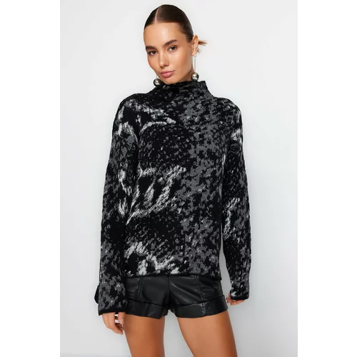 Trendyol Black Patterned Stand-Up Collar Knitwear Sweater