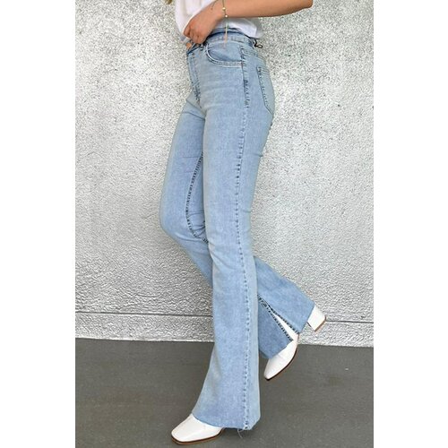 Madmext Women's Ice Blue Slit Lycra Flare Jeans Slike