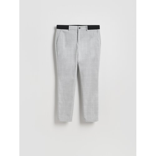 Reserved Slim chino hlače na kockice - svijetlo siva Cijene