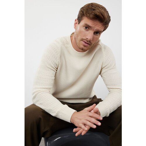 Trendyol Ecru Slim Crew Neck Textured Knitwear Sweater Slike