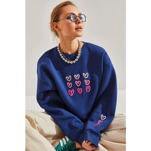 Bianco Lucci Women's Three Thread Raised Heart Printed Sweatshirt Cene