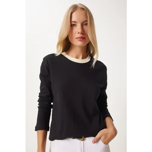 Happiness İstanbul Women's Black Contrast Color Collar Cotton Knitted Basic Blouse