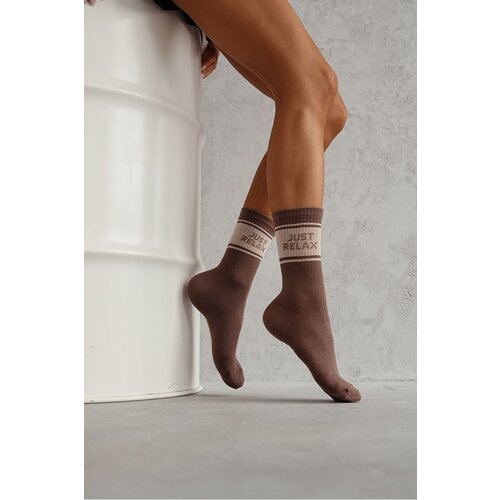 Milena Womens socks with the inscription Just Relax brown Slike