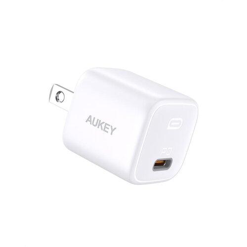 Aukey PA-B1 Universal White AC Indoor Slike