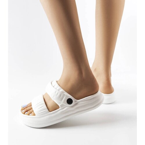  White Foam Flip-Flops Griffin Slike
