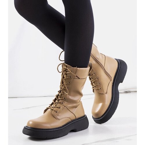 D/CEO Black patent leather insulated boots Campi Slike
