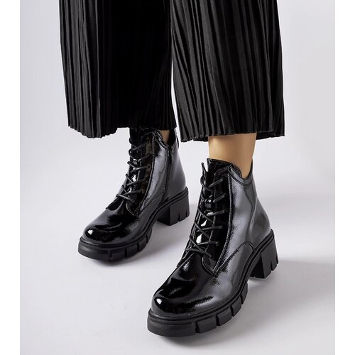Gemre Black insulated patent ankle boots Vinceza Cene