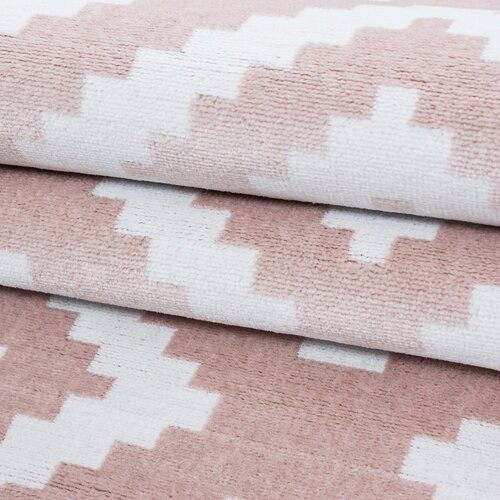 Ayyildiz Carpets Svetlo rožnata preproga 160x230 cm Plus &amp;ndash; Slike
