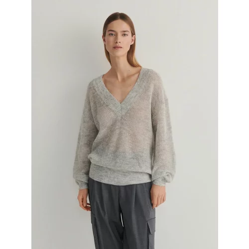 Reserved pulover iz mešanice volne - svetlo siva
