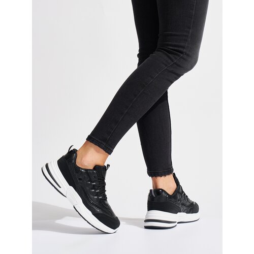 Shelvt Black women's sports shoes with a thick sole Cijene