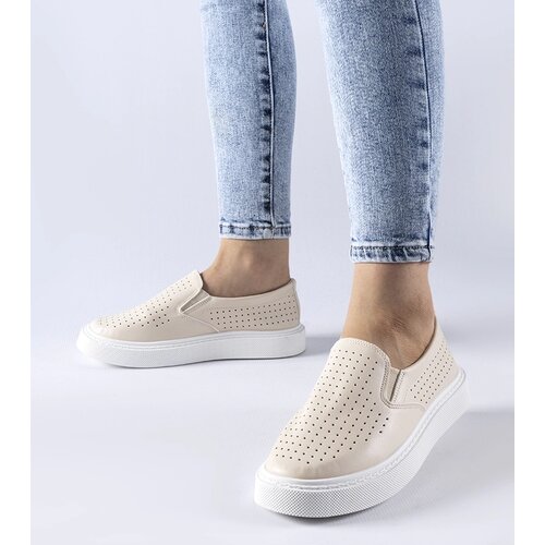 Gemre Beige perforated sneakers Fulda Cene